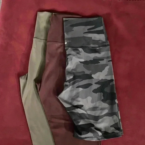 Aerie chill play move leggings (bundle) - Picture 2 of 6